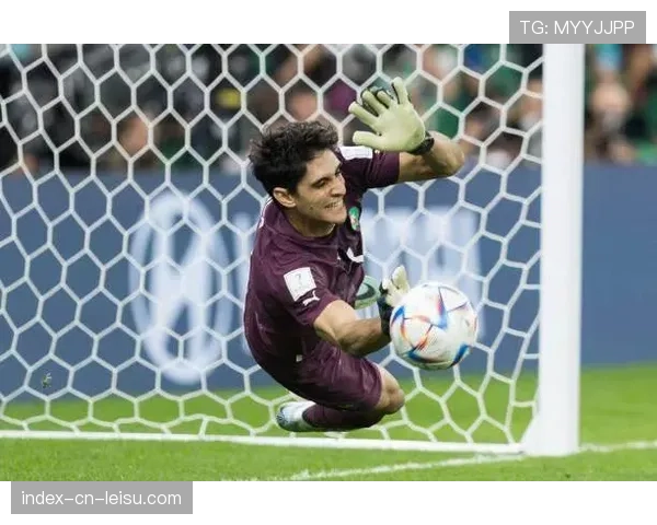 独家专访塞维利亚门将布努：谈及未来选择与世界杯后的心路历程